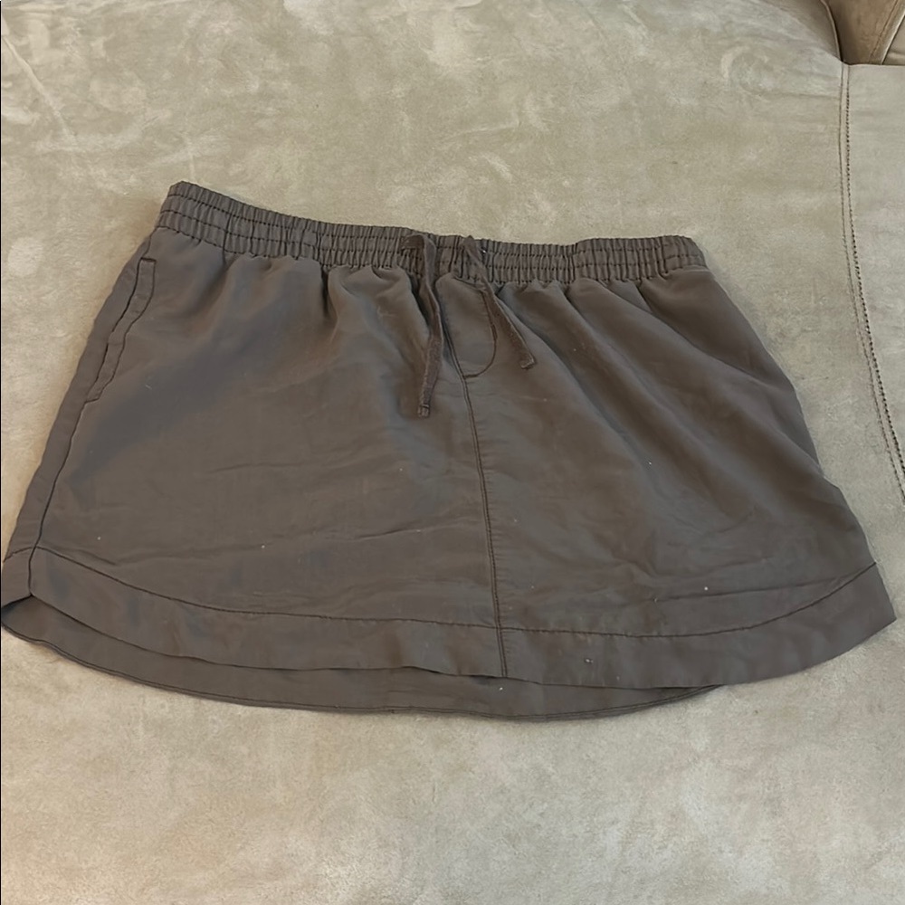 Sporty olive colored miniskirt